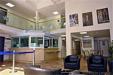 6 Hollywood Motel 2*